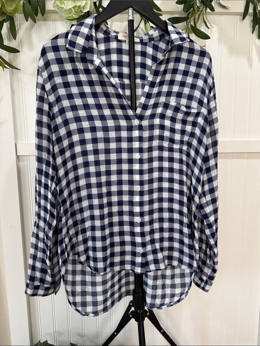 #333 ANTHROPOLOGIE CLOTH & STONE Blue and White Gingham Button-Down Shirt